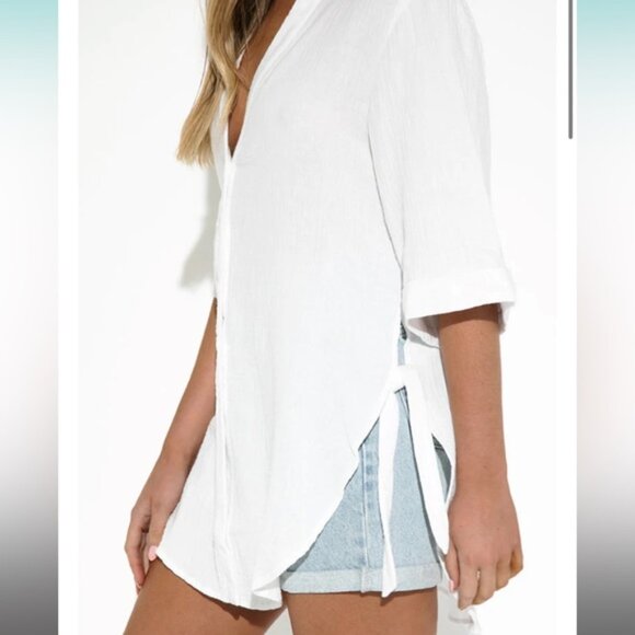 Lost in Lunar Dover top - Picture 2 of 9